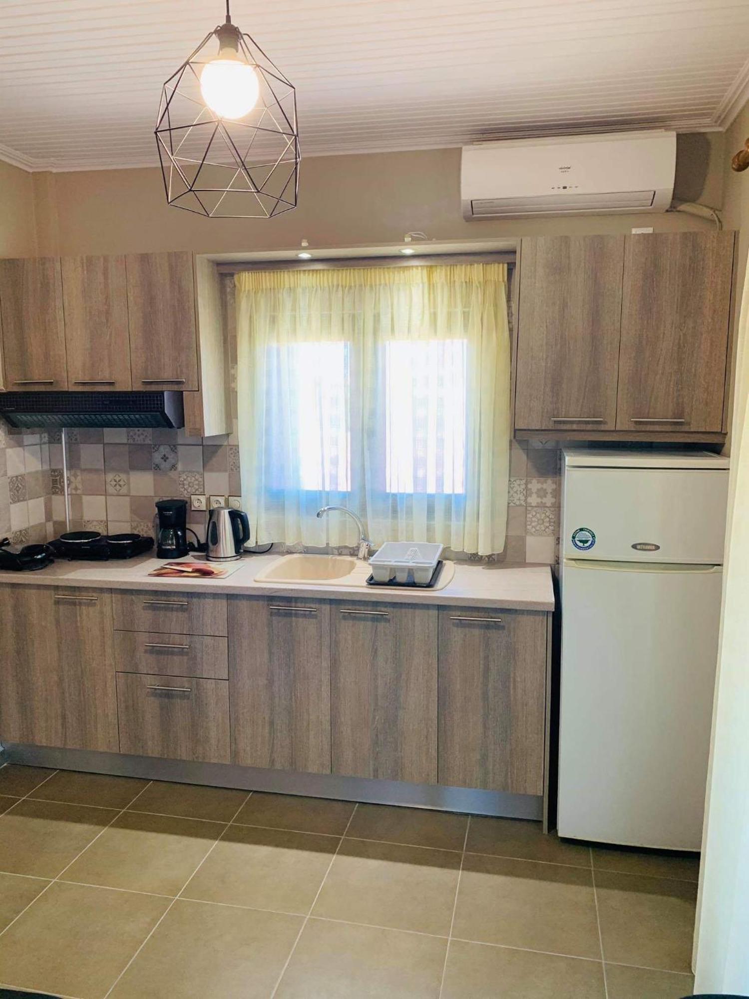 Finikes Apartments Stoúpa Cameră foto